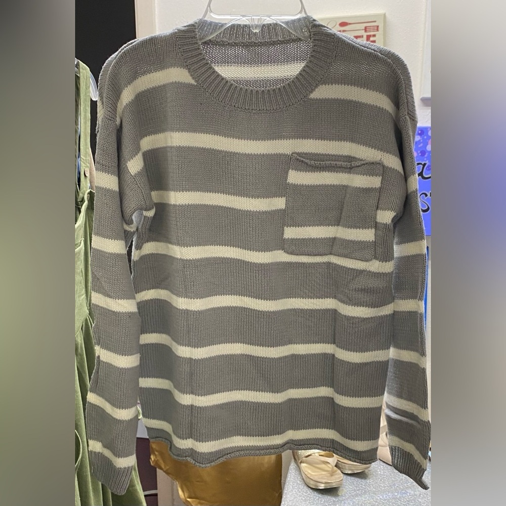 Haloumoning Striped Sweater size 150
